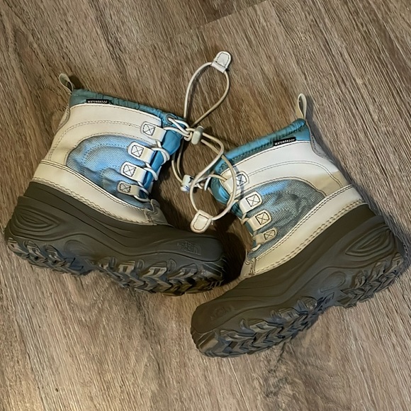 North Face Winter Boots Size 12 - Picture 2 of 13
